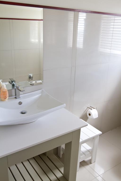 Mountain View Manor Hotel Grahamstown Room photo